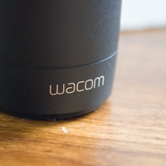 Wacom Intuos Cintiq Intuos Pro Optional Pen, Standard Pen, KP-501E-01X - Picture 4 of 4